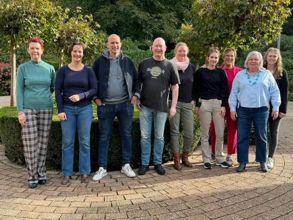 Tweede Kamerlid Judith Tielen neemt deel aan een Zetje-training